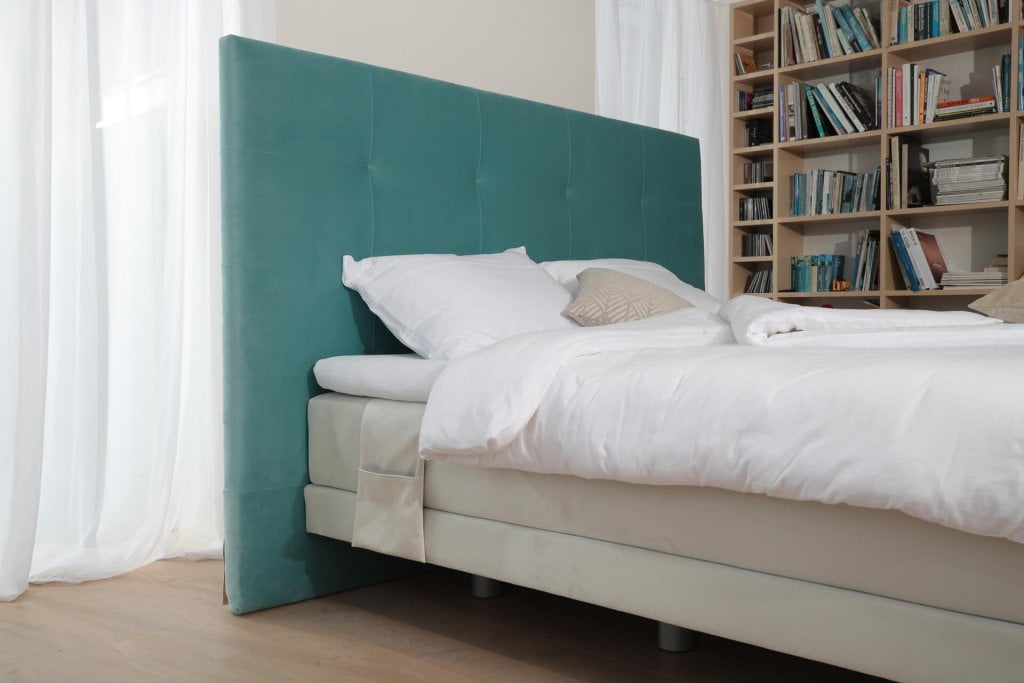 Mladinska postelja, lepa posteljnina