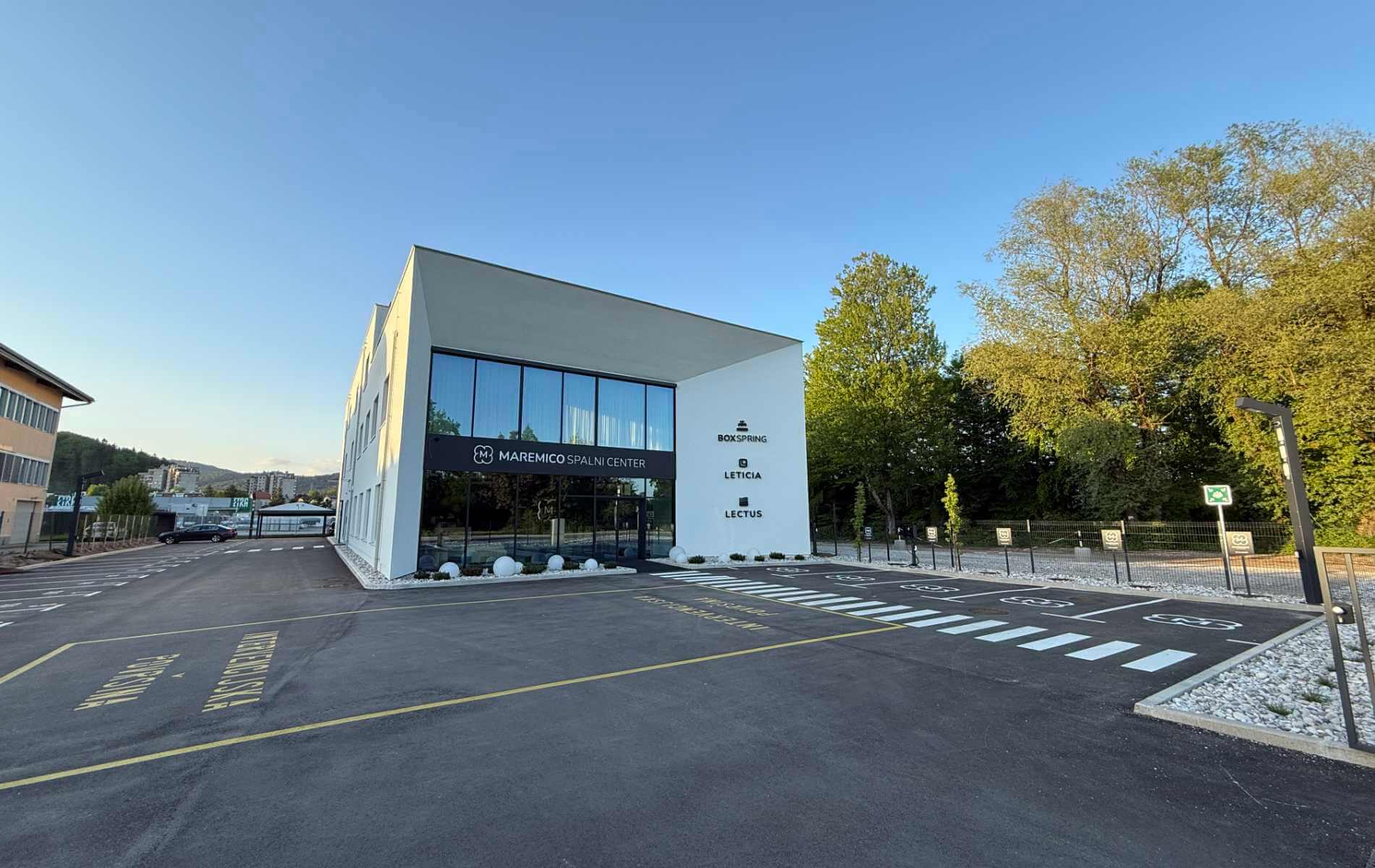 Po novo ležišče in posteljo na sejem Spalni center Maremico