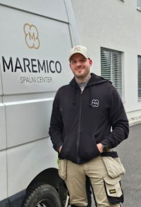 BoxSpring ekipa, predana s srcem boxspring postelje