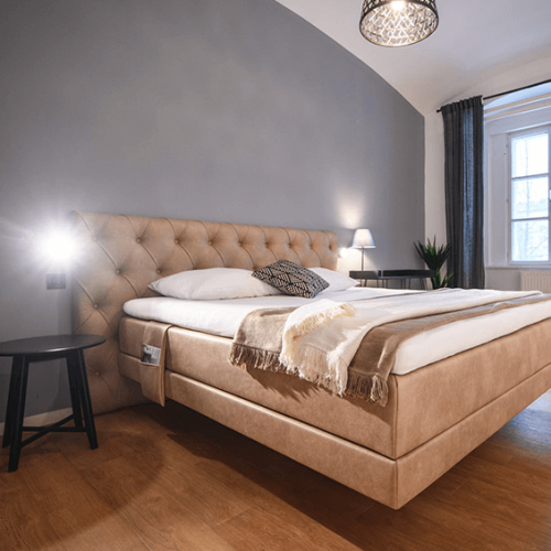 Postelja boxspring Air model. Postelje po meri za spanje brez bolečin.